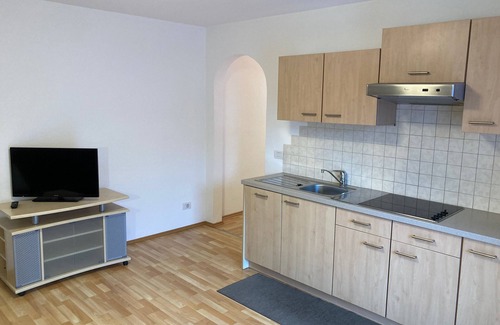 Vipiteno Apartamento | Apartamento 'Hatzlhof Nr 6' con vistas a la montaña, terraza compartida y Wi-Fi