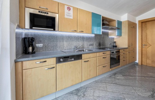 Ried im Zillertal Apartamento | Apartamento 'Haus Rudi' con vistas a la montaña, balcón y Wi-Fi