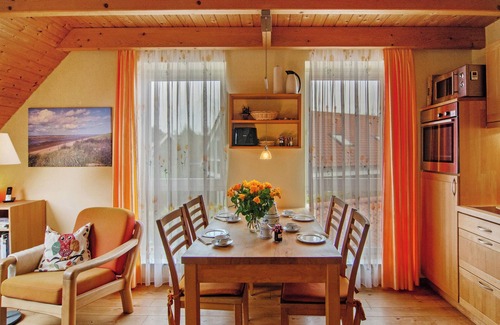Spiekeroog Apartamento | Apartamento 'Haus Admiral - Fewo Nordlicht' con terraza privada, jardín privado y Wi-Fi