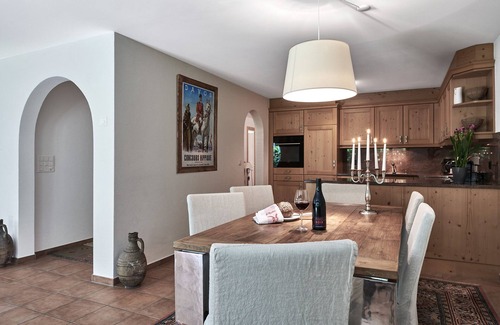 Klosters-Serneus Apartamento | Apartamento 'Haus Alpina' con Wi-Fi