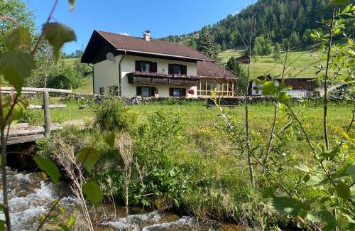 Grosskirchheim Apartamento | Apartment Haus Christina