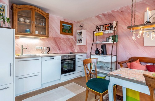 Muellheim Apartamento | Apartamento 'Haus der Malerin Wolke Zwei' con vistas a la montaña, terraza compartida y Wi-Fi
