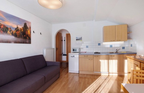 Burgusio Apartamento | Apartamento 'Haus Peer D1' con vistas a la montaña, balcón y Wi-Fi