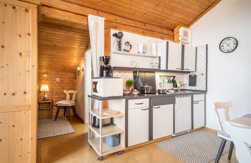 Stiefenhofen Apartamento | Apartamento "Haus Sonnenhang 3" con vistas a la montaña, jardín y Wi-Fi