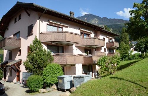 Parpan Apartamento | Apartment Haus Sunneschy Whg- 202 by Interhome
