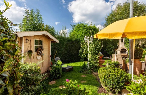Arnsberg Apartamento | Apartamento 'Haus Ute' con terraza privada, jardín privado y Wi-Fi