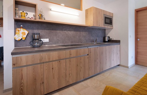 Sluderno Apartamento | Apartamento 'Hausergut Golden' con vistas a la montaña, terraza privada y Wi-Fi