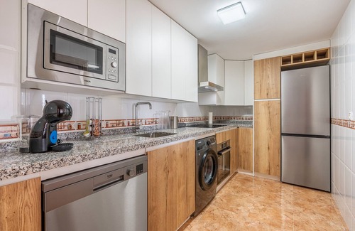 Polopos Apartamento | Apartamento 'Haza' con vistas al mar, Wi-Fi y aire acondicionado