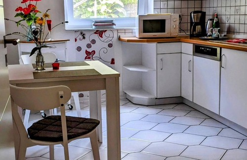 Hargesheim Apartamento | Apartment Heinrich - Generous granny flat with sep. Entrance