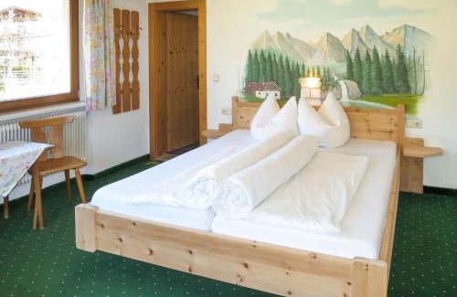 Ramsau im Zillertal Apartamento | Apartment Heisenhaus-1 by Interhome