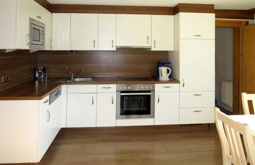 Ramsau im Zillertal Apartamento | Apartment Heisenhaus-1 by Interhome