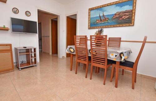 Torredembarra Apartamento | Apartment Helen by Interhome