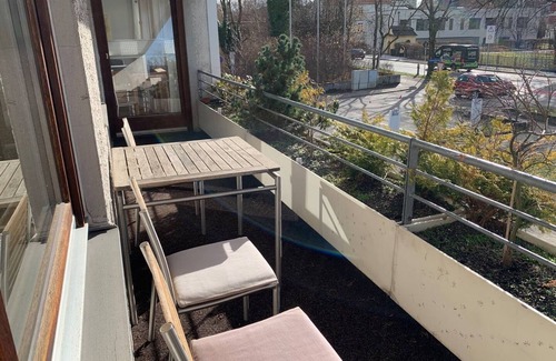 Kempten Apartamento | Apartamento 'Helle Und Gemütliche' con balcón y Wi-Fi