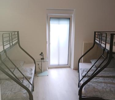 Schiffweiler Apartamento | Apartment Henry I