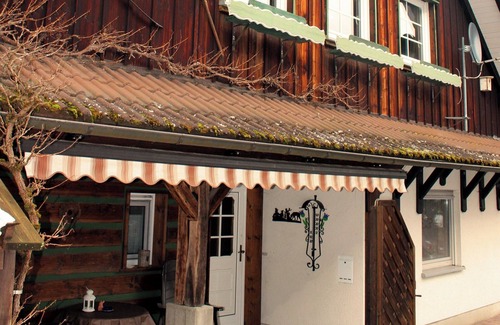 Attendorn Apartamento | Apartamento 'Hirtenhaus' con terraza compartida y Wi-Fi