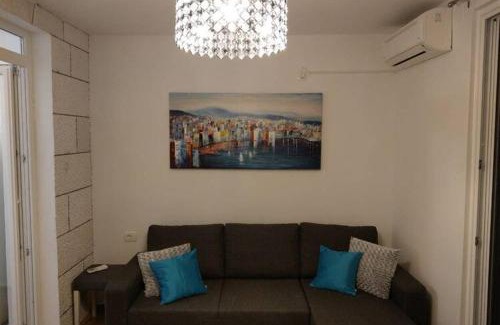 Ploce Apartamento | Apartment Hitri - One Bedroom Apartment with Terrace and Garden View