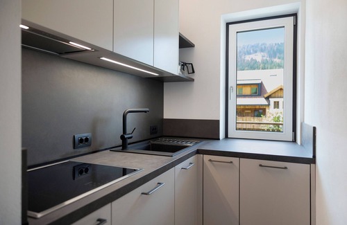 Villabassa Apartamento | Apartamento "Hofer Elisabeth" con vistas a la montaña, wifi, balcón y jardín