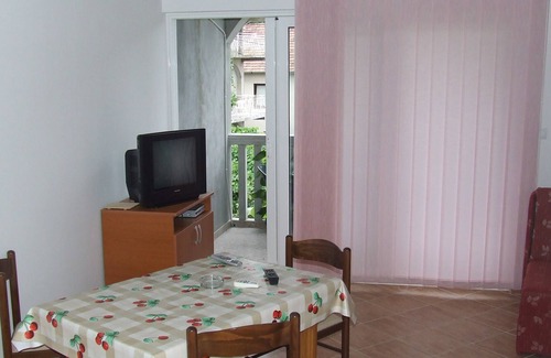 Zelenika Casa | Apartamento en zona tranquila cerca del mar