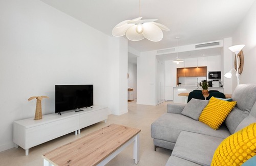 Torre del Mar Apartamento | Apartamento 'Horus' con piscina compartida, Wi-Fi y aire acondicionado
