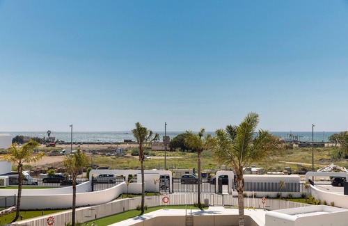 Torre del Mar Apartamento | Apartamento 'Horus' con piscina compartida, Wi-Fi y aire acondicionado