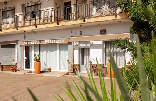 Lorca Apartamento | Apartamento 'Hostal Venta' con vistas a la montaña, piscina compartida y Wi-Fi