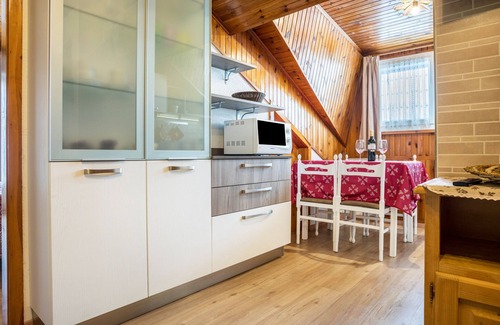 Folgaria Apartamento | Apartamento "House Cuel Milena Folgaria - Green" con vistas a la montaña y jardín compartido