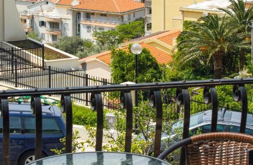 Sveti Stefan Apartamento | Apartment House Sonja