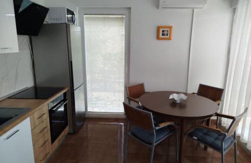 Ravni Apartamento | Apartment Hribar 2