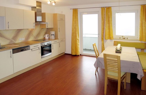 Hainzenberg Apartamento | Apartamento Huber by Interhome