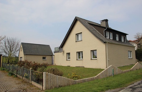 Loehne Apartamento | Apartment Hueske
