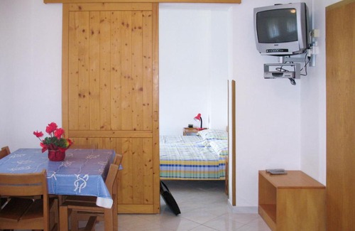 Vinkuran Apartamento | Apartment Hula - PUL249 by Interhome