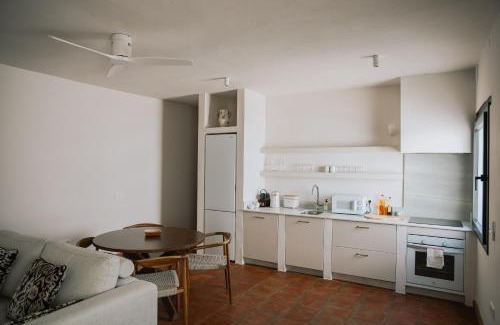 Jimena de la Frontera Apartamento | Apartment in Andalusian White Village