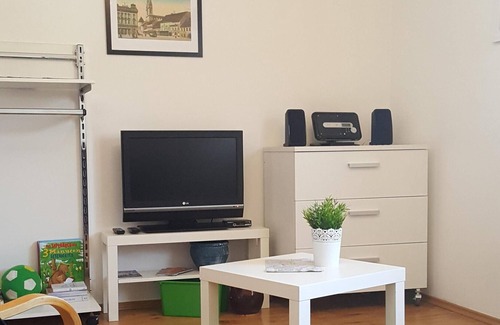 Zagreb Apartamento | Apartamento I para vacaciones rodeado de jardín (WI-FI GRATUITO Y APARCAMIENTO GRATUITO)