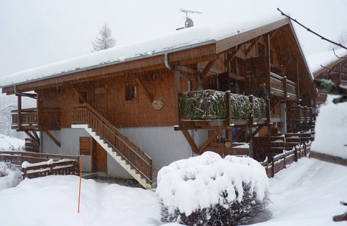 Les Contamines-Montjoie Apartamento | Apartamento en chalet tranquilo con vistas abiertas a la montaña