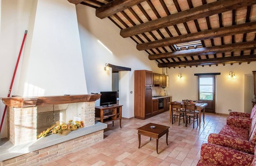 SantʼAngelo in Vado Villa | Apartamento en Sant'Angelo cerca de pueblo