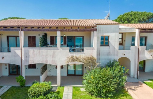 Porto Pozzo Apartamento | Apartment I Mirti 28 by Interhome