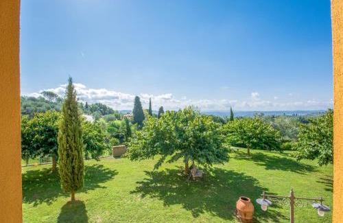 Capraia e Limite Apartamento | Apartment Il Casale by Interhome