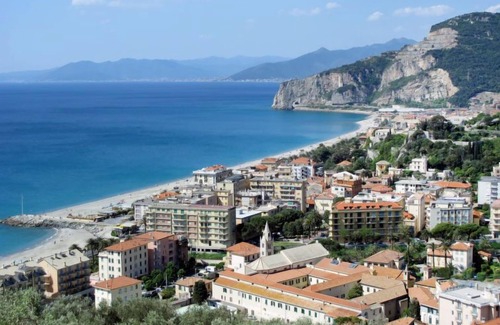 Finale Ligure Apartamento | Apartment Il Viaggiatore in Finale Ligure - 3 persons, 1 bedrooms
