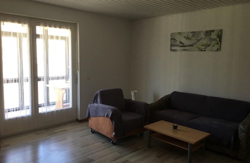 Nieder-Stoll Apartamento | Apartment Im Bachgrund