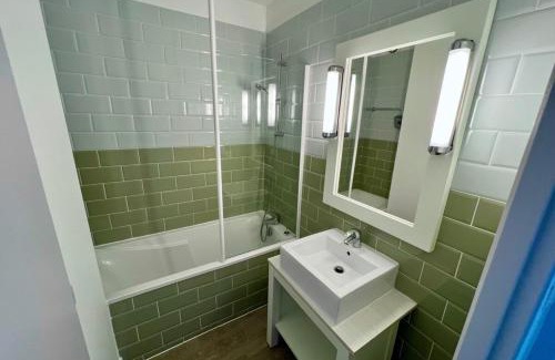 Saint-Martin-de-Re Casa | Apartment in 4 residence with heated swimming pool parking