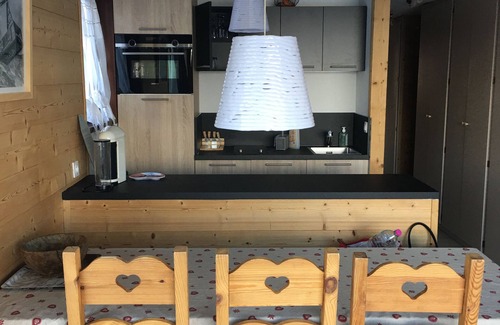 Courchevel Apartamento | Apartamento en una buena terraza solarium exposición residencial y balcón creciente