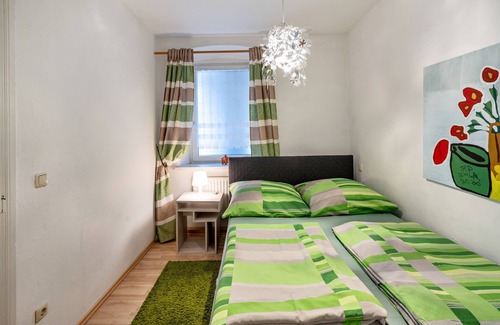 Nussdorf am Inn Casa | Apartment In A Hotel 'Nußdorfer Hof - Apartment 7' with Mountain View and Wi-Fi