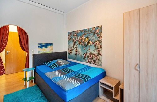 Nussdorf am Inn Casa | Apartment In A Hotel 'Nußdorfer Hof - Apartment 6' with Mountain View and Wi-Fi