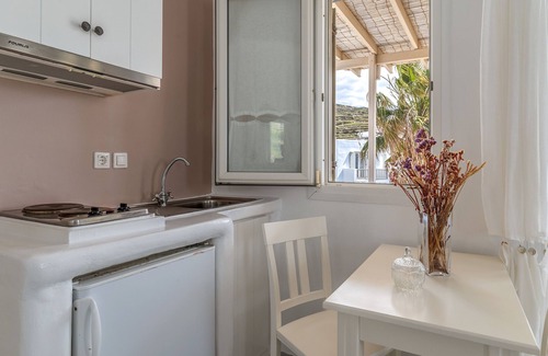 Kionia Apartamento | 'Ninemia Suites Tinos Superior 201' Con Vistas Al Mar, Wi-Fi Y Aire Acondicionado