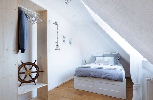 Feudenheim Apartamento | Apartment in a quiet location, central to the city center, with upscale furnishings