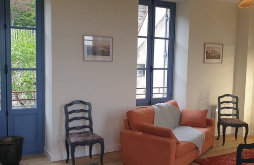 Hautefort Apartamento | Apartment in an 18th century building in the heart of the village of Hautefort.