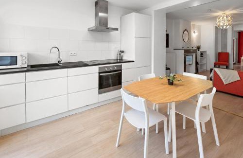 Upper Town Apartamento | Apartment in Brussels, Lantsheere by Homenhancement SA