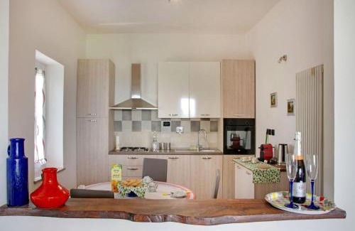 Moncucco Torinese Casa | Apartment in Casale with Panoramic Vineyard Views