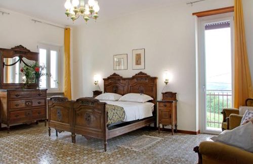 Moncucco Torinese Casa | Apartment in Casale with Panoramic Vineyard Views