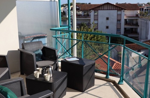 Ciboure Apartamento | Apartamento en Ciboure con piscina climatizada y parking privado